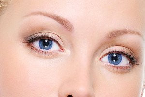 Detailaufnahme von Augen und Augenlidern